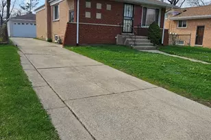 15972 Debbie Ln, South Holland, IL 60473 - Photo 1