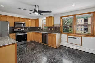 4928 N Lester Ave, Chicago, IL 60630 - Photo 5