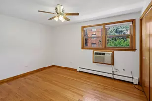 4928 N Lester Ave, Chicago, IL 60630 - Photo 11
