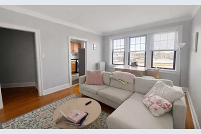 2344 W Addison Street #F2, Chicago, IL 60618 - Photo 3