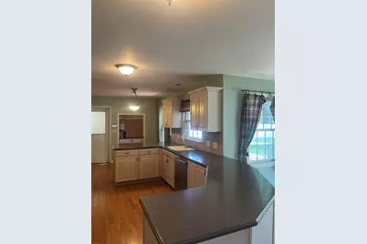 2221 Mayflower Drive, Aurora, IL 60506 - Photo 7
