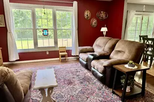 712 Clancy Dr, Dalzell, IL 61320 - Photo 5