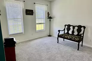 712 Clancy Dr, Dalzell, IL 61320 - Photo 9