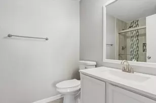 2428 Courtyard Cir, Aurora, IL 60506 - Photo 17