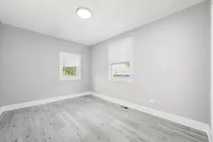 819 E 98th Pl, Chicago, IL 60628 - Photo 43