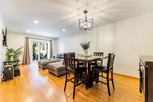 9332 Landings Ln, Des Plaines, IL 60016 - Photo 5