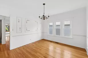 313 N Larch Ave, Elmhurst, IL 60126 - Photo 5