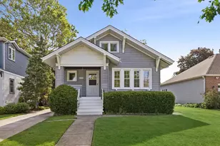 313 N Larch Ave, Elmhurst, IL 60126 - Photo 1