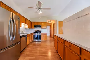 18118 Kirby Dr, Tinley Park, IL 60487 - Photo 5