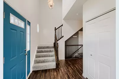563 Camellia Avenue, Aurora, IL 60505 - Photo 3