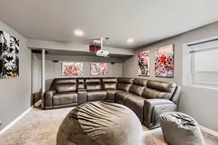 563 Camellia Ave, Aurora, IL 60505 - Photo 23