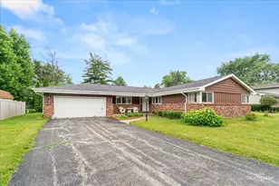 2270 Sans Souci Dr, Aurora, IL 60506 - Photo 1