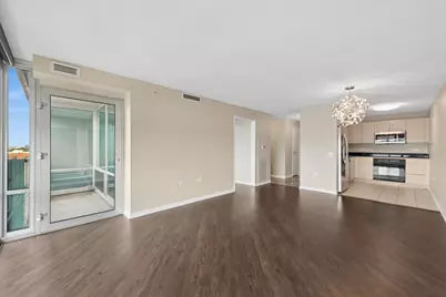 800 Elgin Road #1412, Evanston, IL 60201 - Photo 5