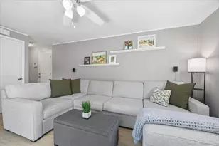 38 W Rand Rd, Villa Park, IL 60181 - Photo 13