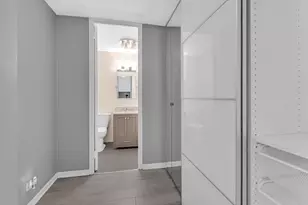 601 E 32nd St, Chicago, IL 60616 - Photo 7