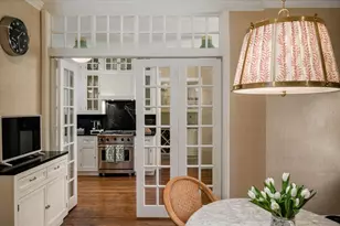 230 E Delaware Pl, Chicago, IL 60611 - Photo 21