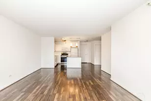 545 N Dearborn St, Chicago, IL 60654 - Photo 21