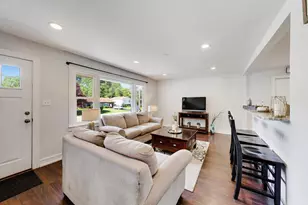 25378 W Park Ct, Lake Villa, IL 60046 - Photo 5