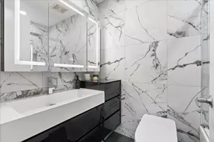 447 N McClurg Ct, Chicago, IL 60611 - Photo 33