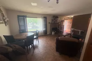 820 Cedar Ave, Waukegan, IL 60085 - Photo 9