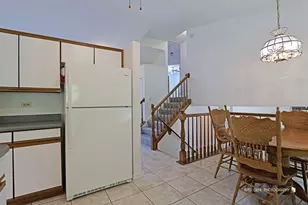 16 S Emerald Ave, Mundelein, IL 60060 - Photo 11