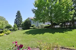 16 S Emerald Ave, Mundelein, IL 60060 - Photo 27