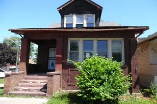 556 W 111th St, Chicago, IL 60628 - Photo 1