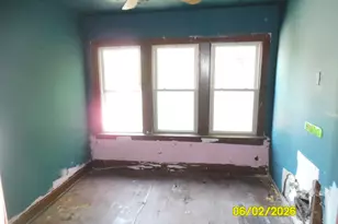 556 W 111th St, Chicago, IL 60628 - Photo 9