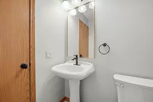 1263 Bellevue Dr, Dekalb, IL 60115 - Photo 19