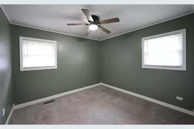 366 Blackhawk Drive, Park Forest, IL 60466 - Photo 11