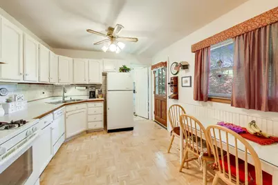 170 Westview Street, Hoffman Estates, IL 60169 - Photo 7