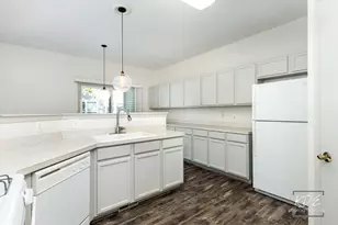636 S Cadillac Cir, Romeoville, IL 60446 - Photo 9