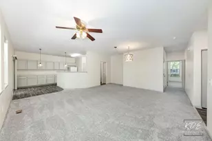 636 S Cadillac Cir, Romeoville, IL 60446 - Photo 5