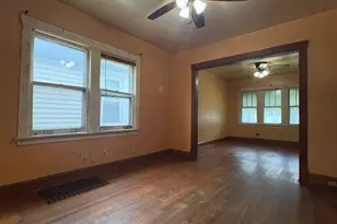 826 Circle Ave, Forest Park, IL 60130 - Photo 3