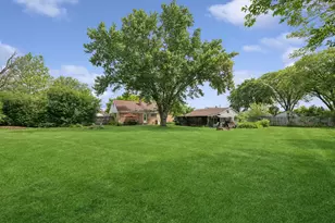 99 Fox Ln, Wheeling, IL 60090 - Photo 17