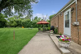 99 Fox Ln, Wheeling, IL 60090 - Photo 15