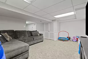 24431 W Lancelot Ln, Joliet, IL 60404 - Photo 29