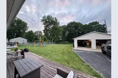 326 Rowe Drive, Bloomington, IL 61701 - Photo 3