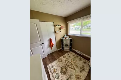 326 Rowe Drive, Bloomington, IL 61701 - Photo 15