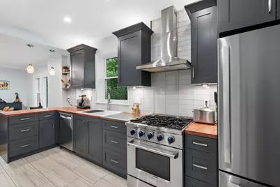 2100 Forestview Road, Evanston, IL 60201 - Photo 11