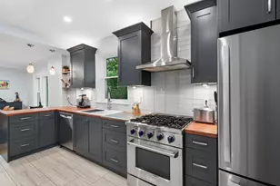 2100 Forestview Rd, Evanston, IL 60201 - Photo 11