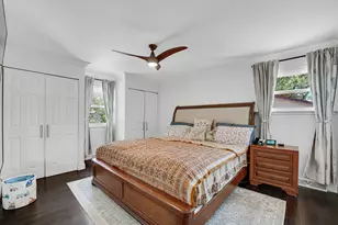 459 Sussex Ct, Buffalo Grove, IL 60089 - Photo 17