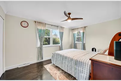 459 Sussex Court, Buffalo Grove, IL 60089 - Photo 19