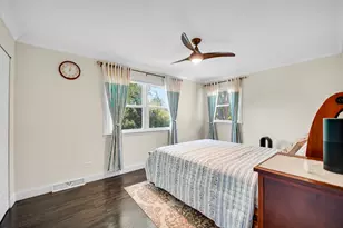 459 Sussex Ct, Buffalo Grove, IL 60089 - Photo 19
