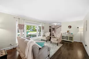 459 Sussex Ct, Buffalo Grove, IL 60089 - Photo 13