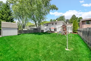 459 Sussex Ct, Buffalo Grove, IL 60089 - Photo 27