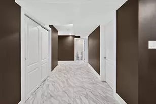 8931 Sandra Ln, Hickory Hills, IL 60457 - Photo 31