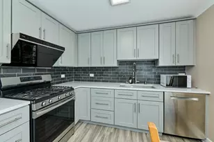 926 N Boxwood Dr, Mount Prospect, IL 60056 - Photo 9