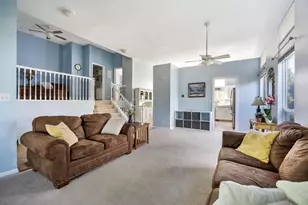 5718 Breezeland Rd, Carpentersville, IL 60110 - Photo 11
