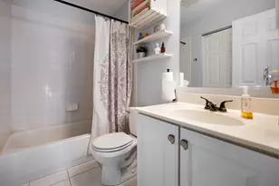 5718 Breezeland Rd, Carpentersville, IL 60110 - Photo 25